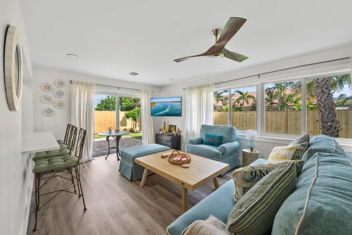 517 Gulf Road-21