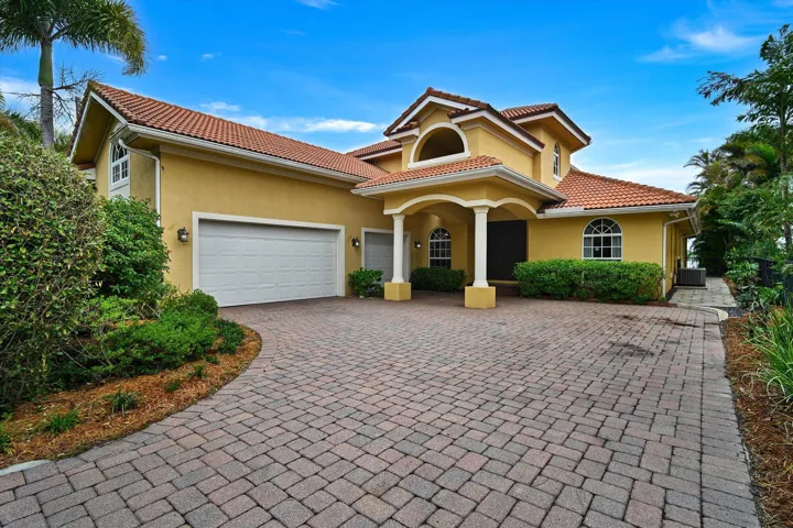 Front of House 3