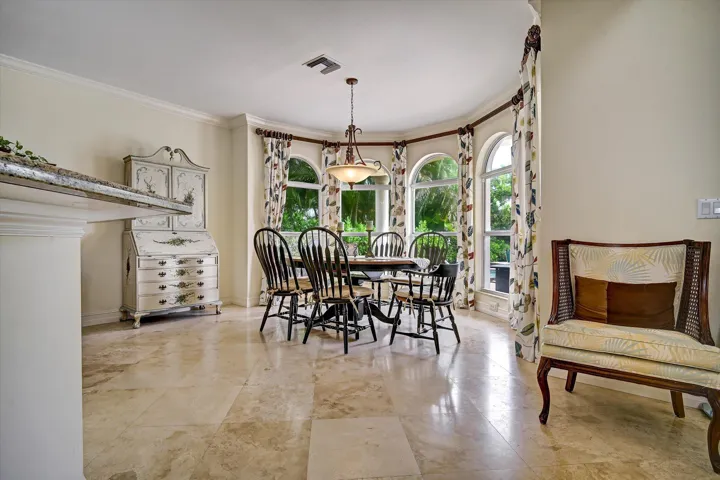 Breakfast Nook