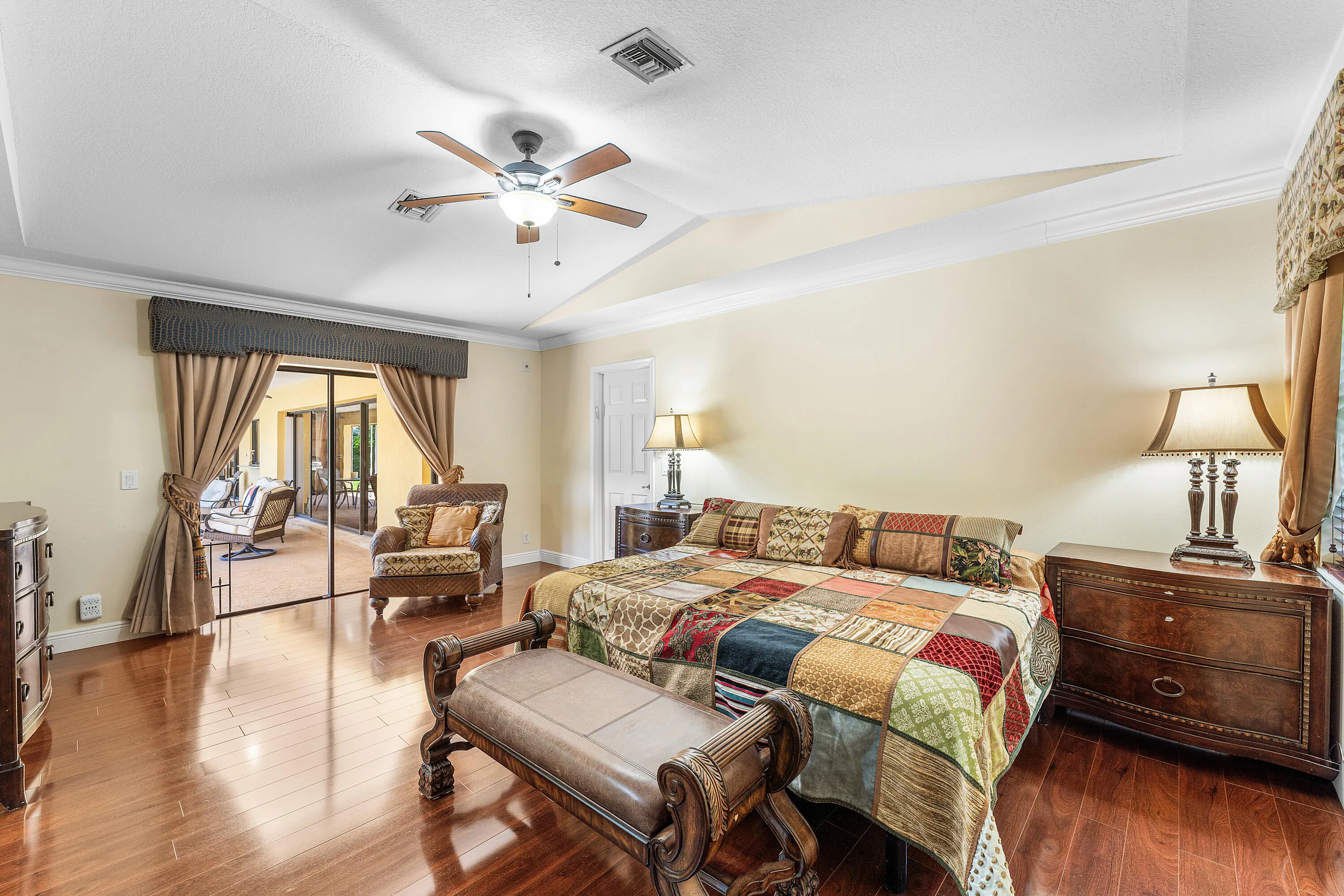 Property photo 32