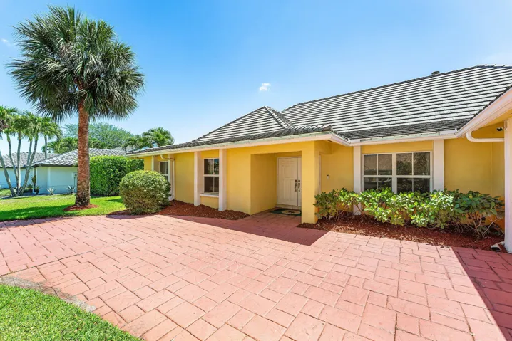 004-2099GreenviewCoveDrive-Wellington-FL