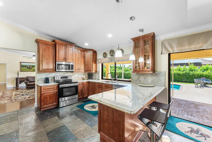 016-2099GreenviewCoveDrive-Wellington-FL