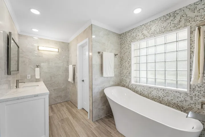 033-2099GreenviewCoveDrive-Wellington-FL