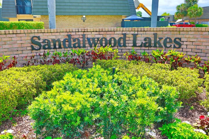 325 3rd Way West Palm Beach FL-large-002