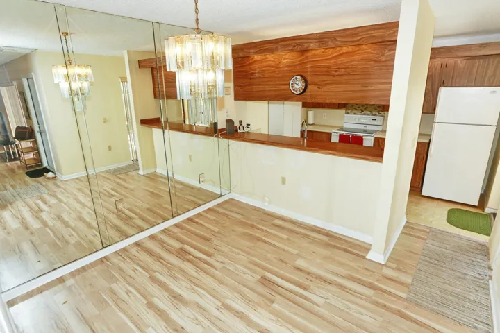 325 3rd Way West Palm Beach FL-large-017