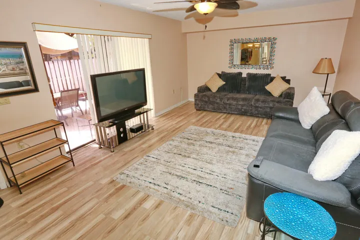 325 3rd Way West Palm Beach FL-large-010