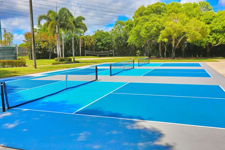 325 3rd Way West Palm Beach FL-large-037