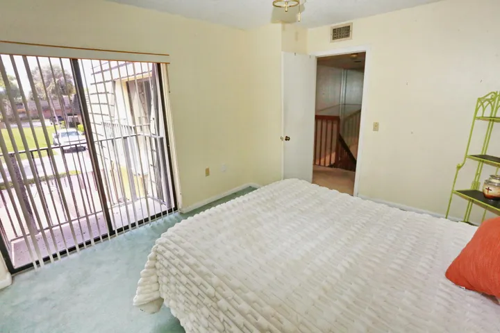 325 3rd Way West Palm Beach FL-large-027
