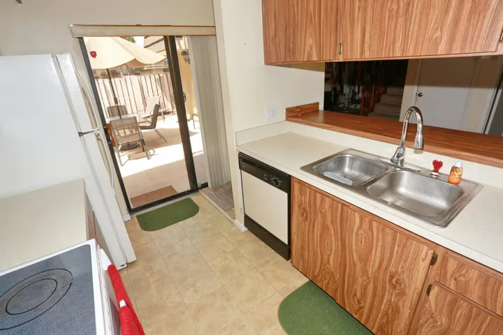 325 3rd Way West Palm Beach FL-large-015