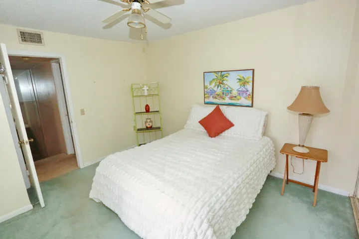 325 3rd Way West Palm Beach FL-large-028