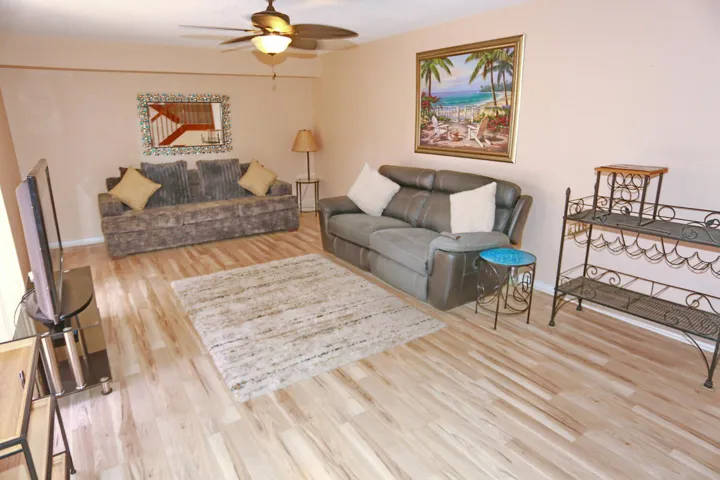 325 3rd Way West Palm Beach FL-large-009
