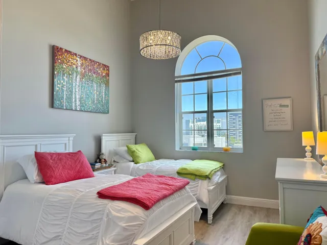 SECOND MASTER BEDROOM