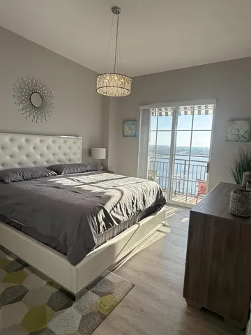 Master private balcony