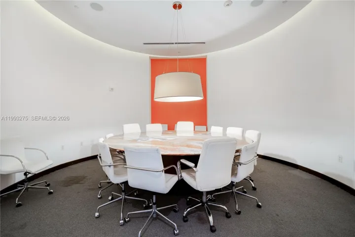 BUILDING MEETING ROOM