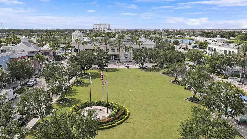 Tradition Square