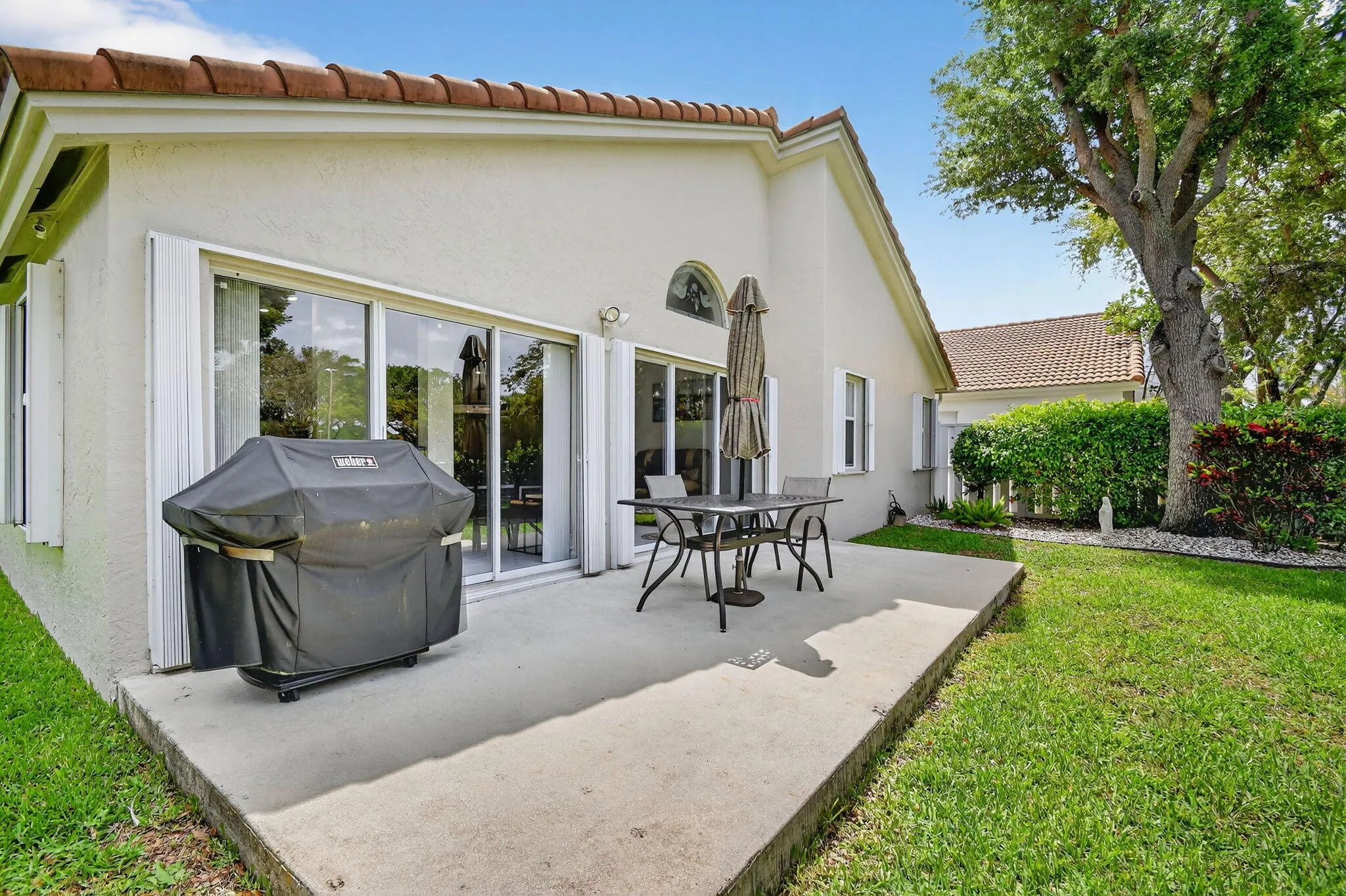 Patio & yard