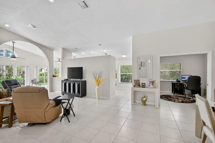 living / dining room