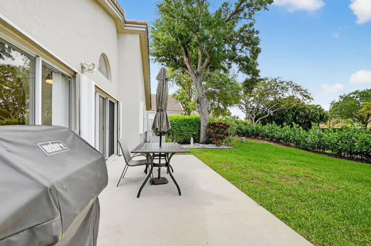 patio & yard