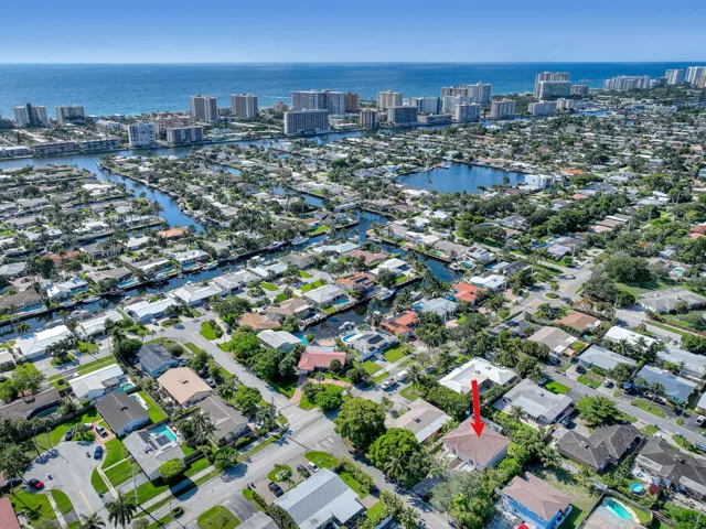 2560 NE 11th (52)e