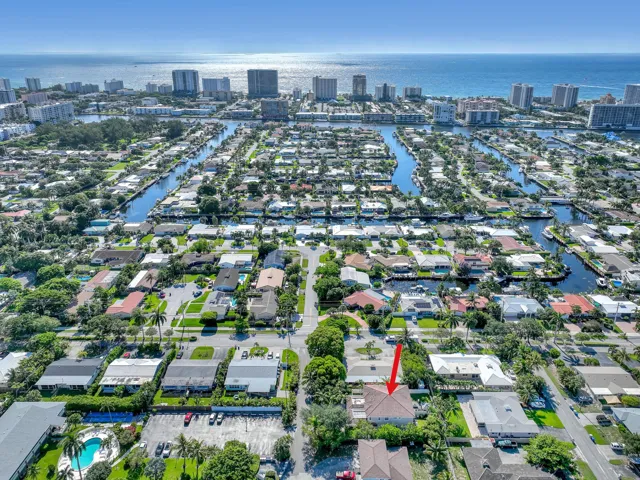 2560 NE 11th (53)e