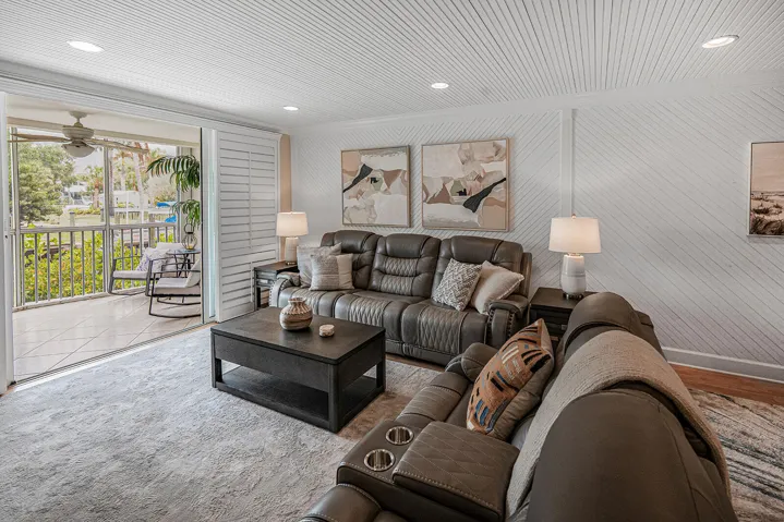 Mariner CAy B13 lr patio 2026