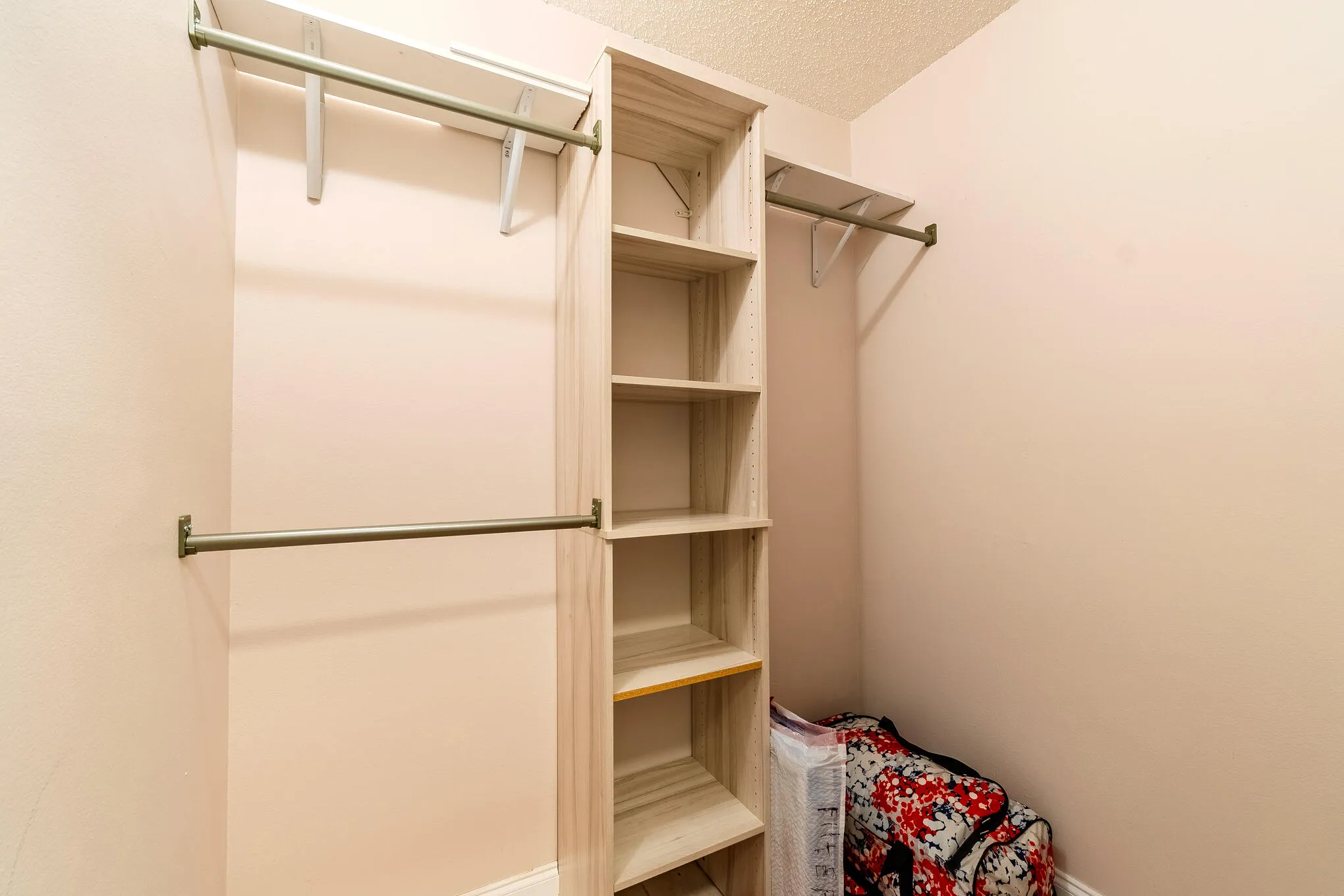 1 of 2 spacious closets