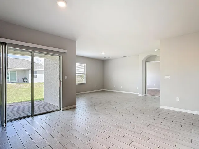 524 W Glendale Avenue-30