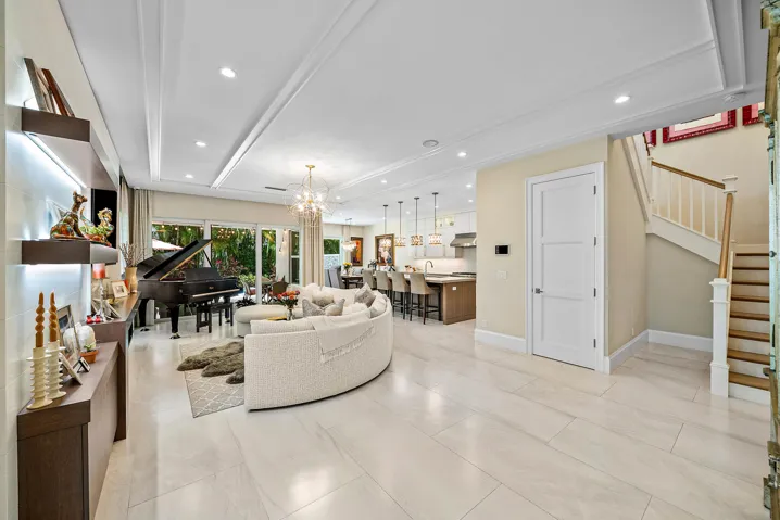 Foyer 1