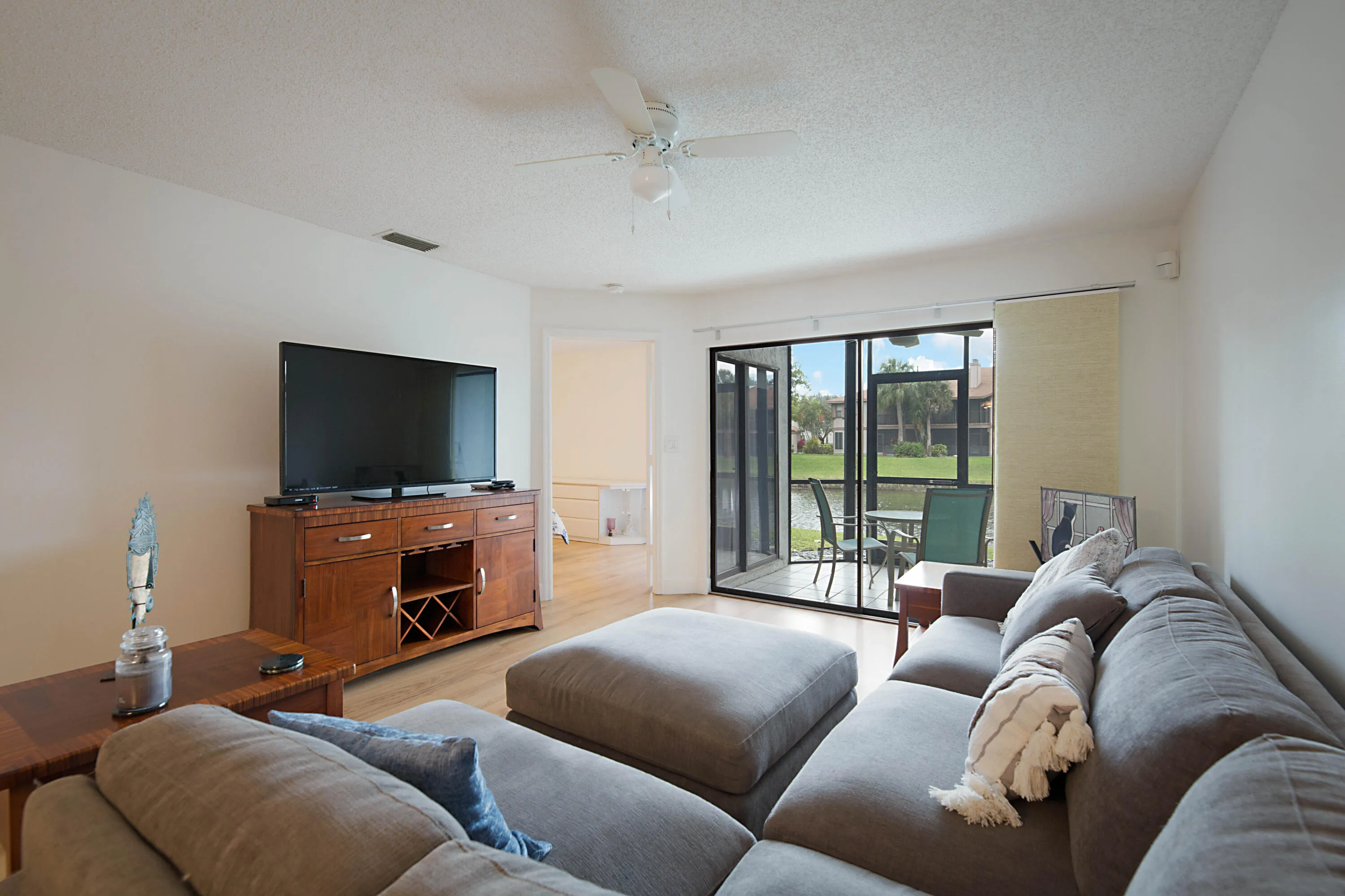 903 Harbour Pointe Way-4