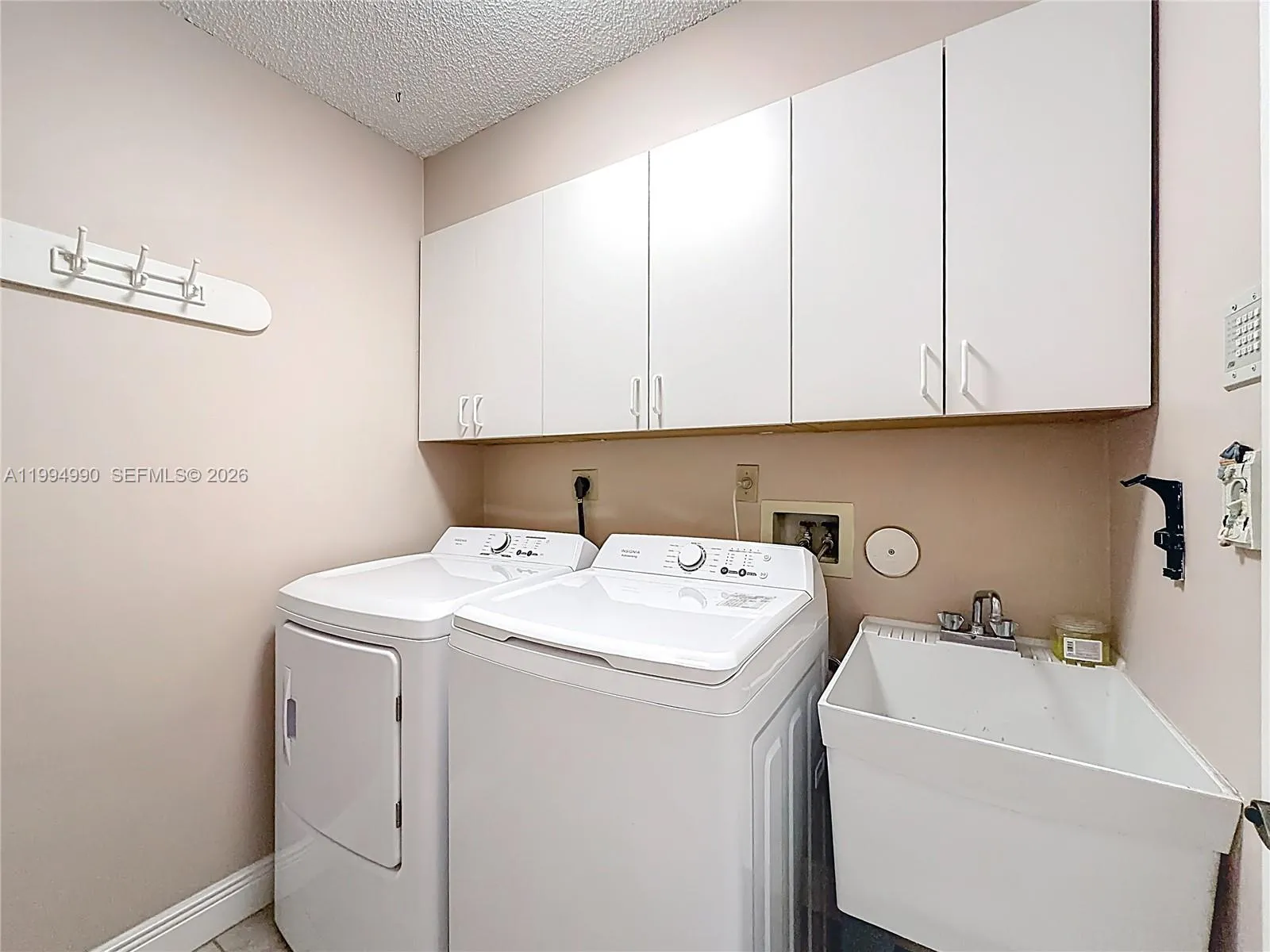 Property photo 106