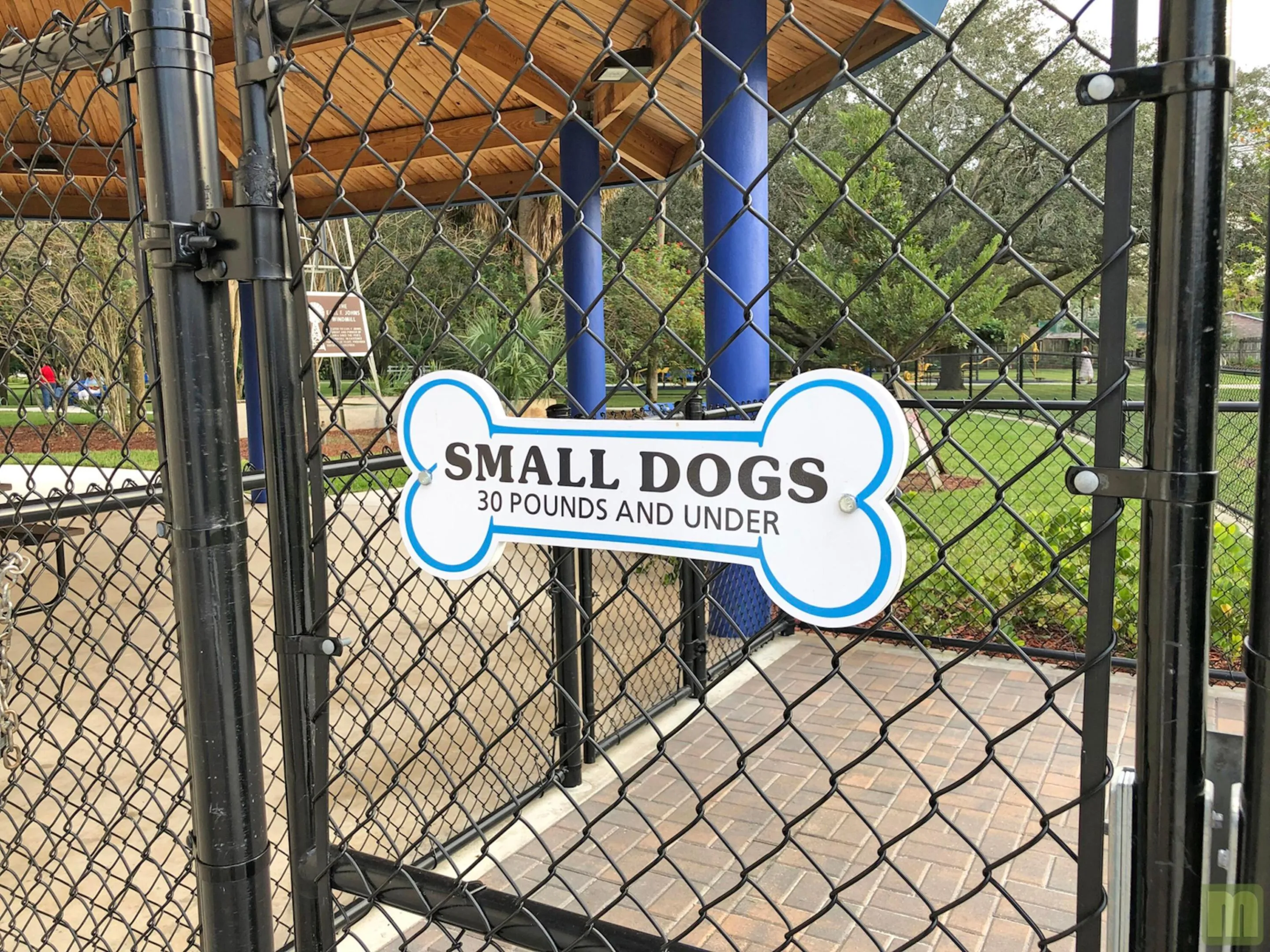 212 Windmill Dogpark2
