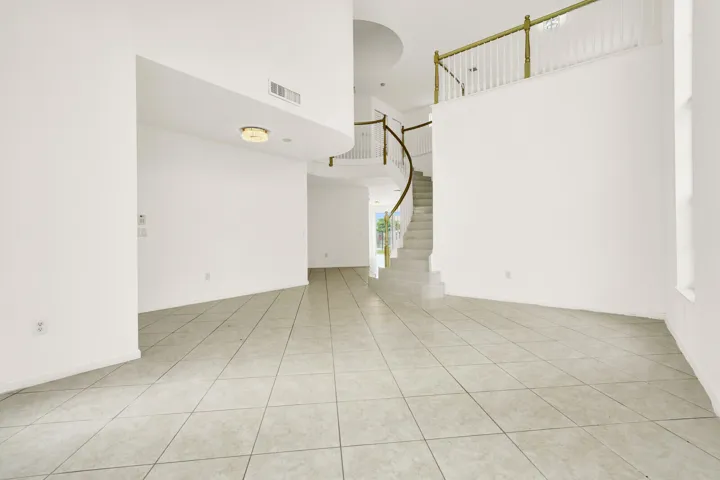 09_Image_7_mls