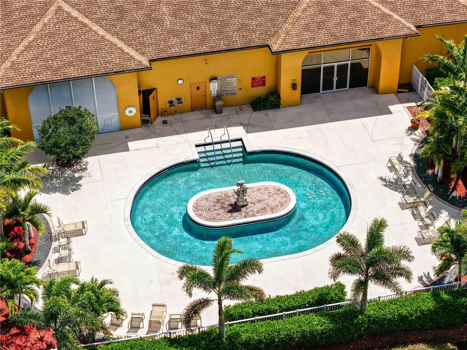 Lazy river
