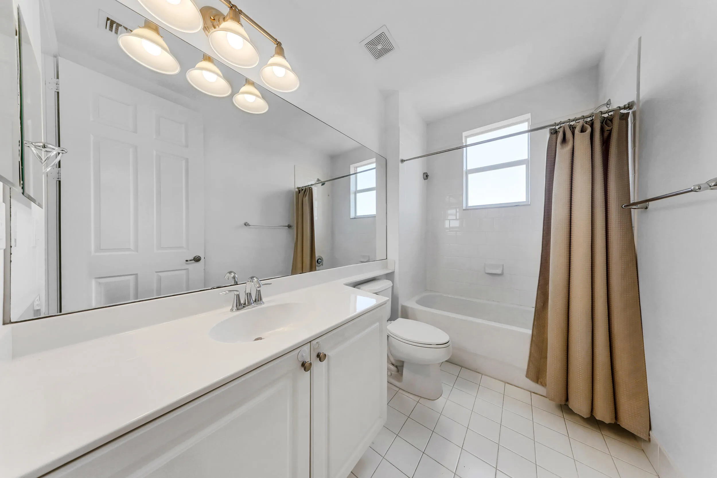 3600 oaks clubhouse dr pompano beach-Nat