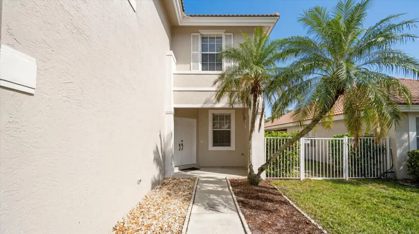 05-86 Citrus Park Ln