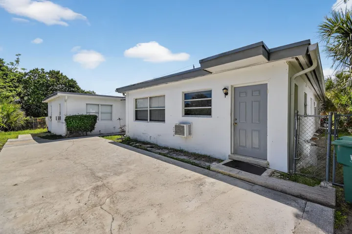 1172W34thSt#2(6)