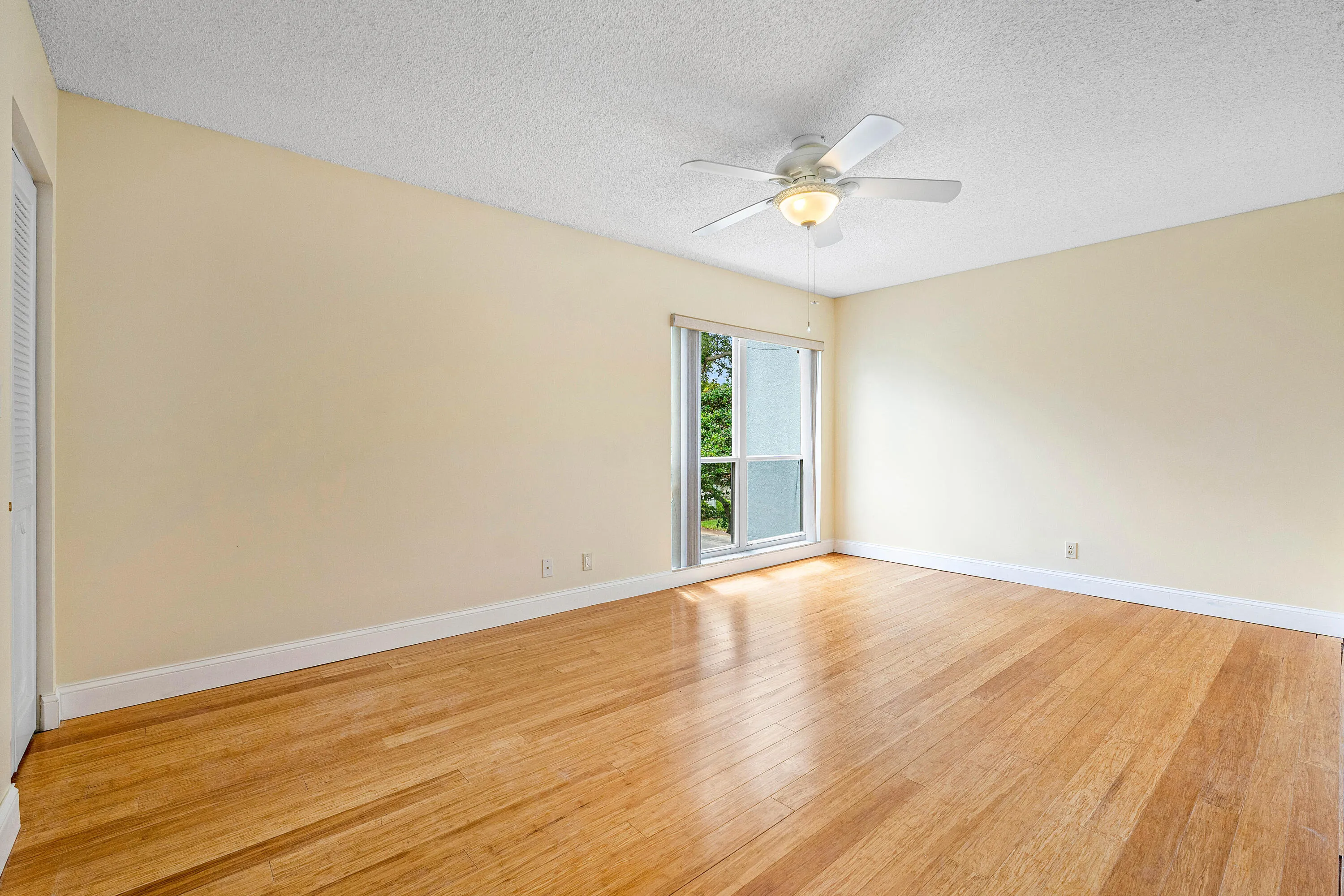 016-6157OldCourtRoad-225-BocaRaton-FL-33