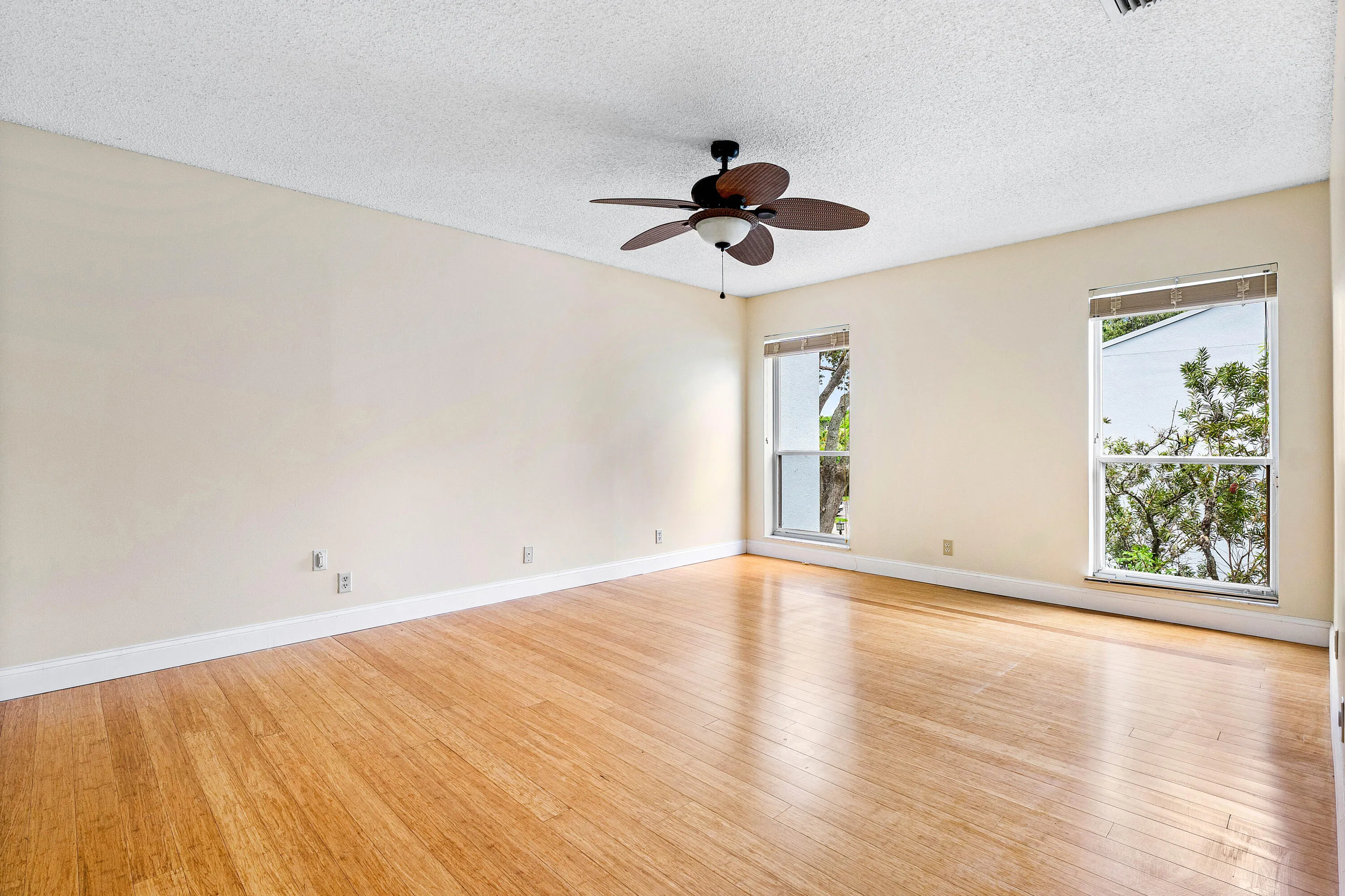 020-6157OldCourtRoad-225-BocaRaton-FL-33