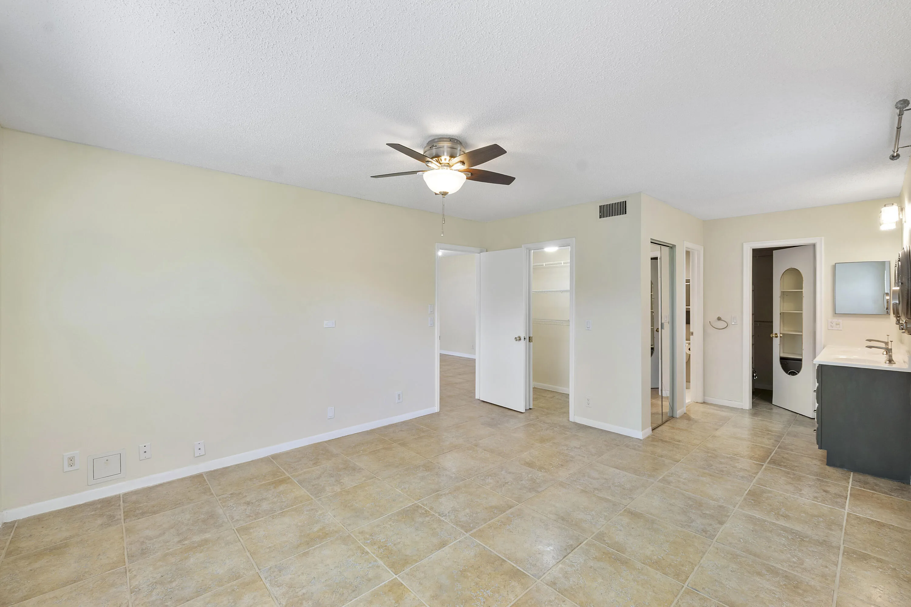 1020 Citrus Way APT 101_005