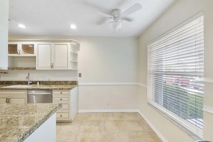 1020 Citrus Way APT 101_011