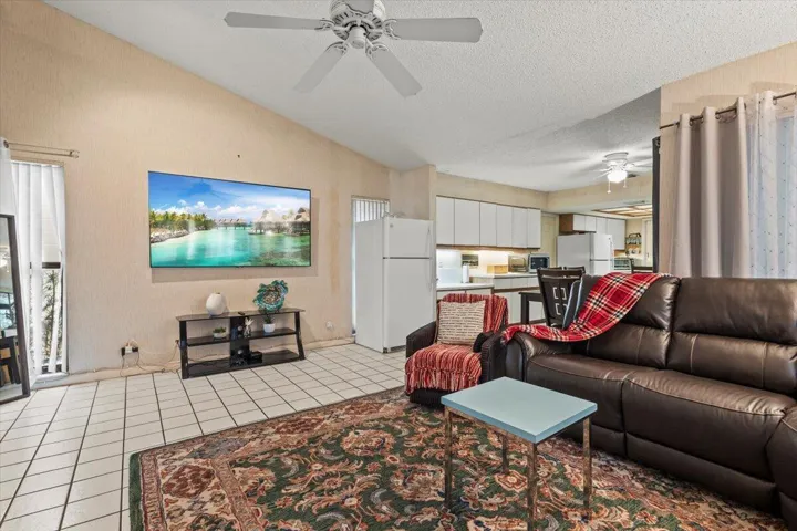 FAMILY ROOM NO 19-B