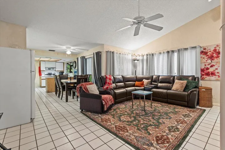 FAMILY ROOM AND KITCHEN DINING AREA NO-2
