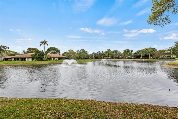 LAKE VIEW NO-13