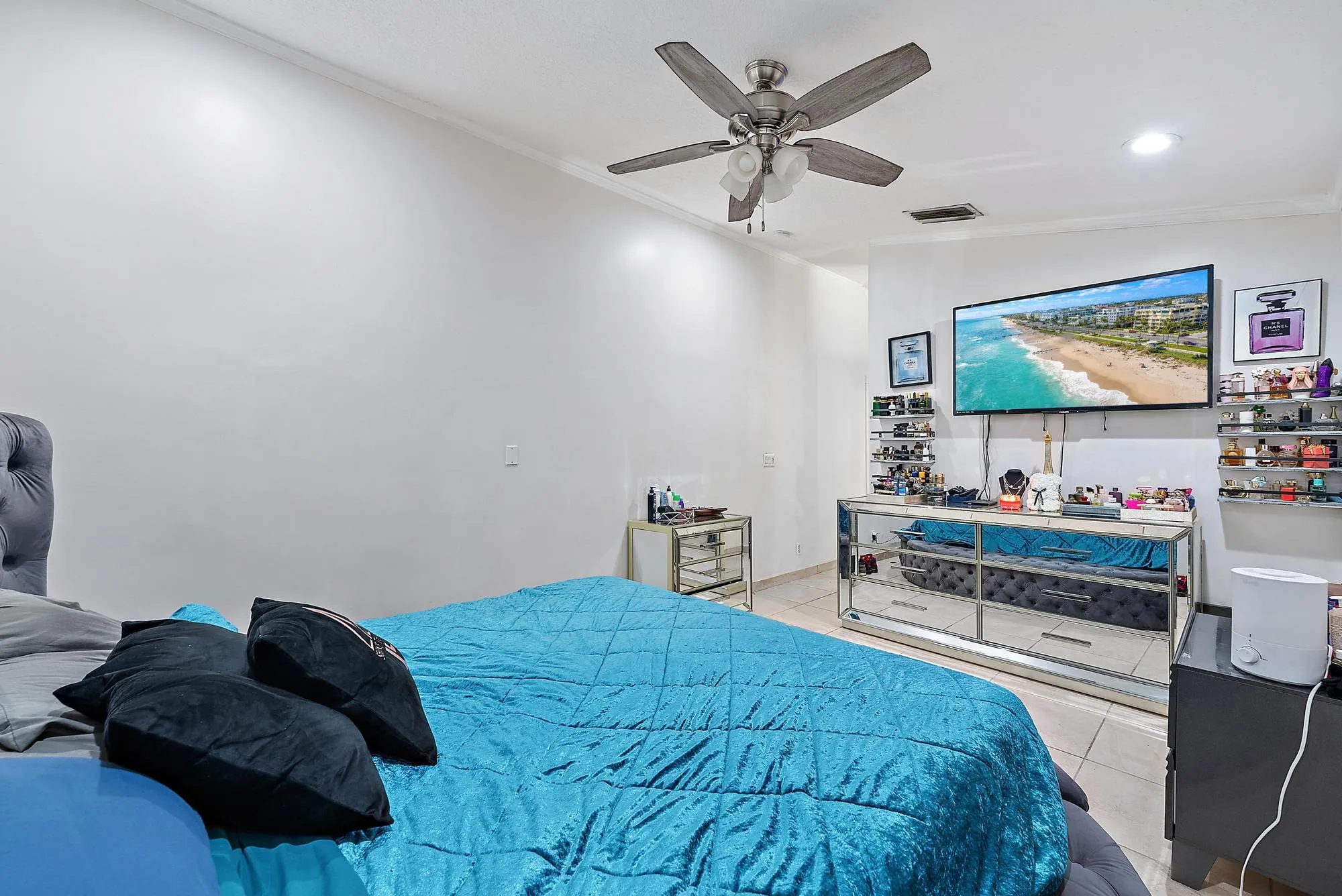 8193 Pelican Harbour Dr-15