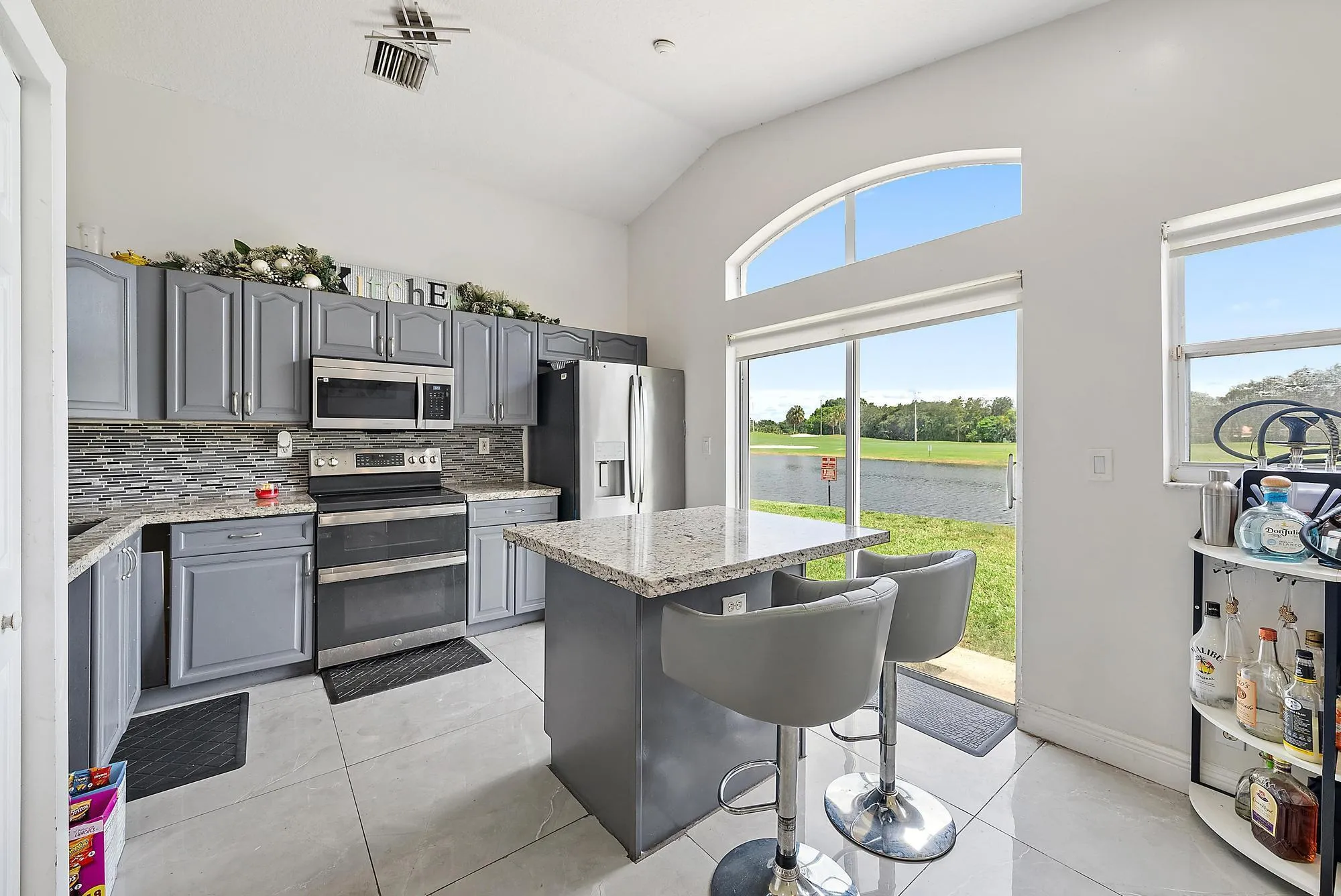 8193 Pelican Harbour Dr-10