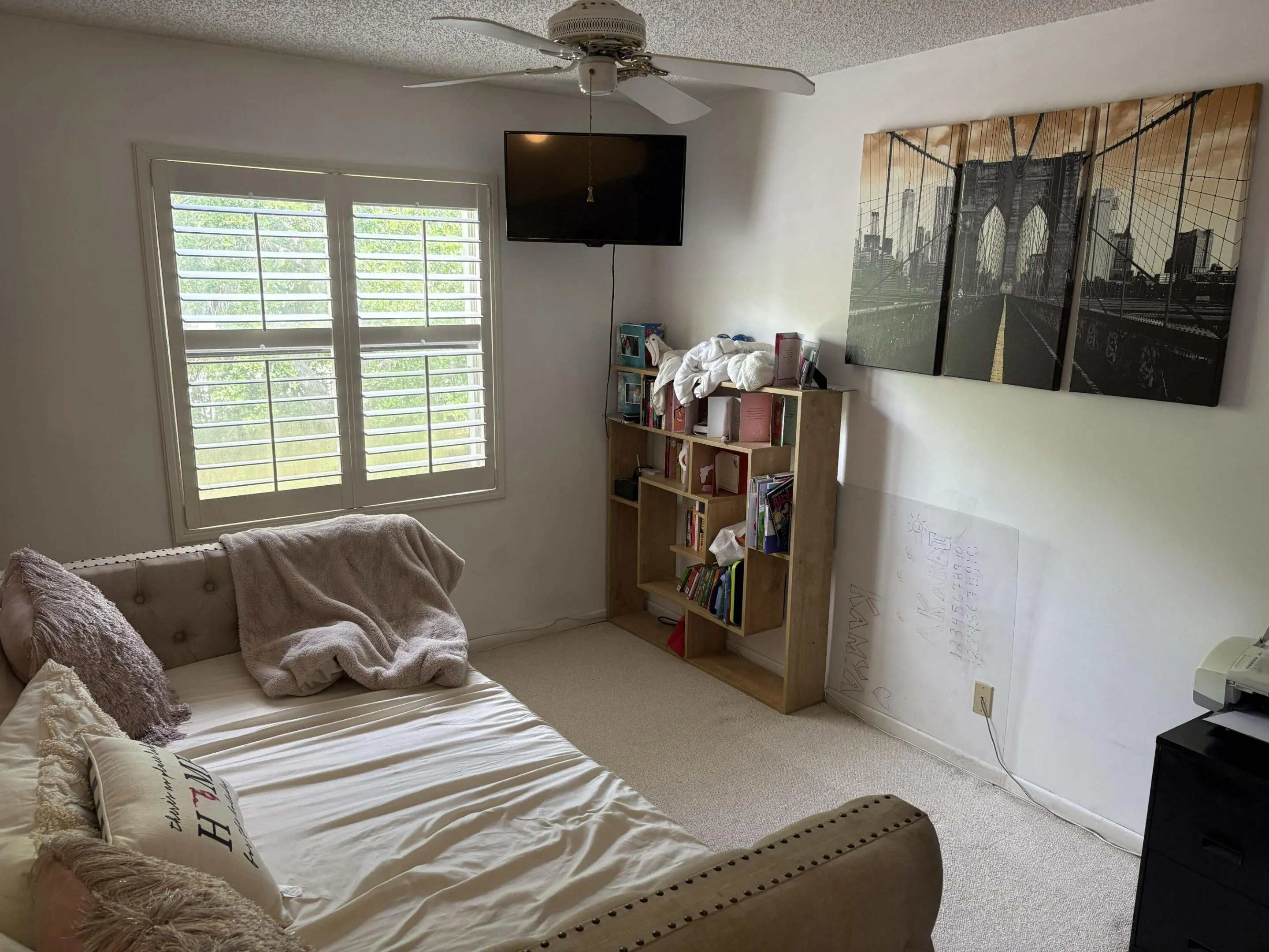 Four bedroom is an open office