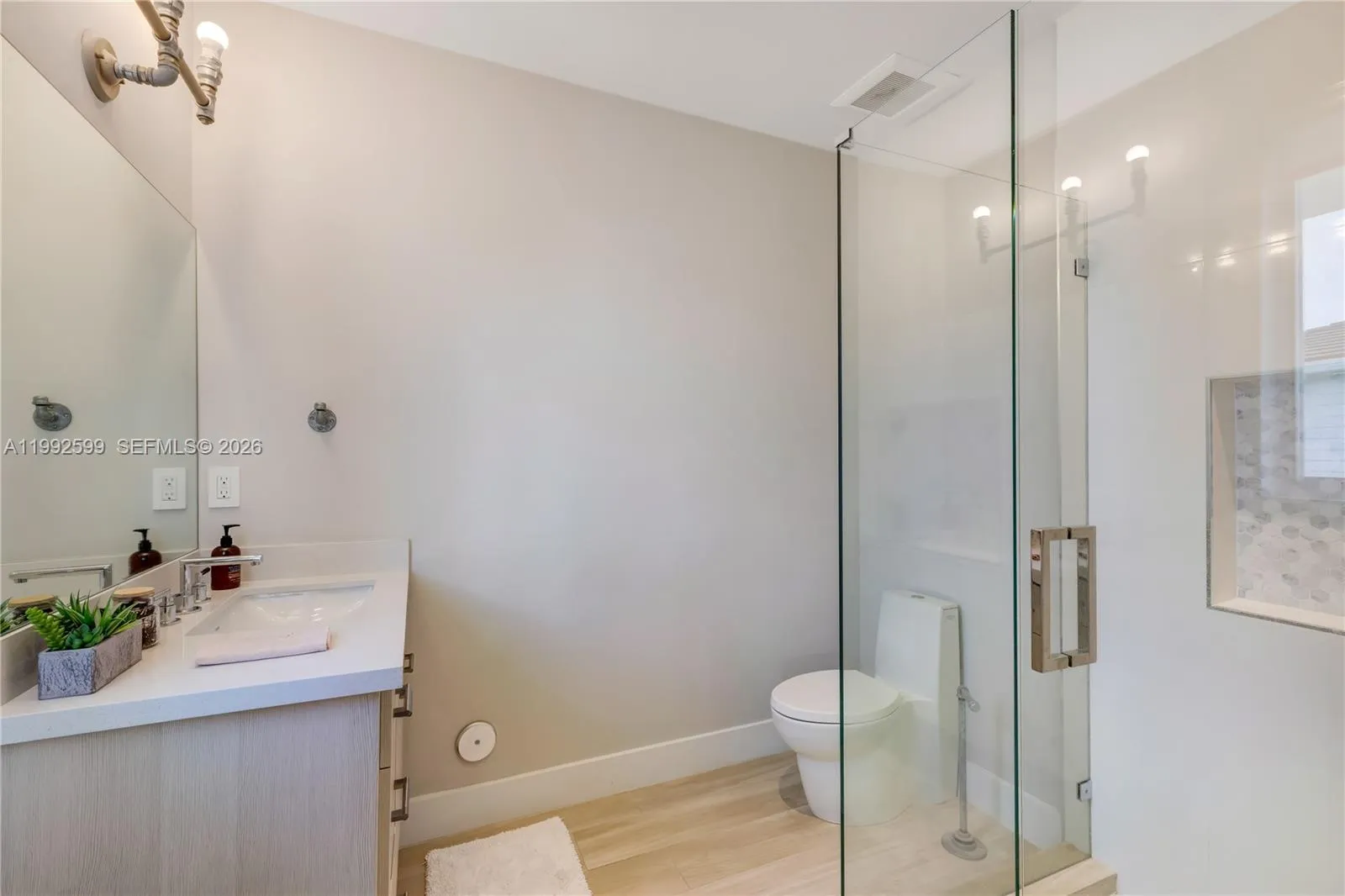 Property photo 50