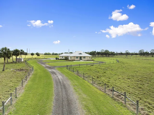 3-49-web-or-mls-DJI_0958