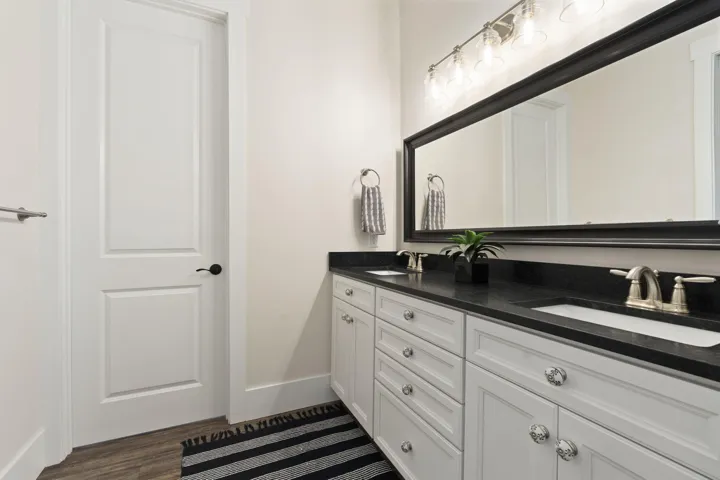 Jack & Jill Bathroom