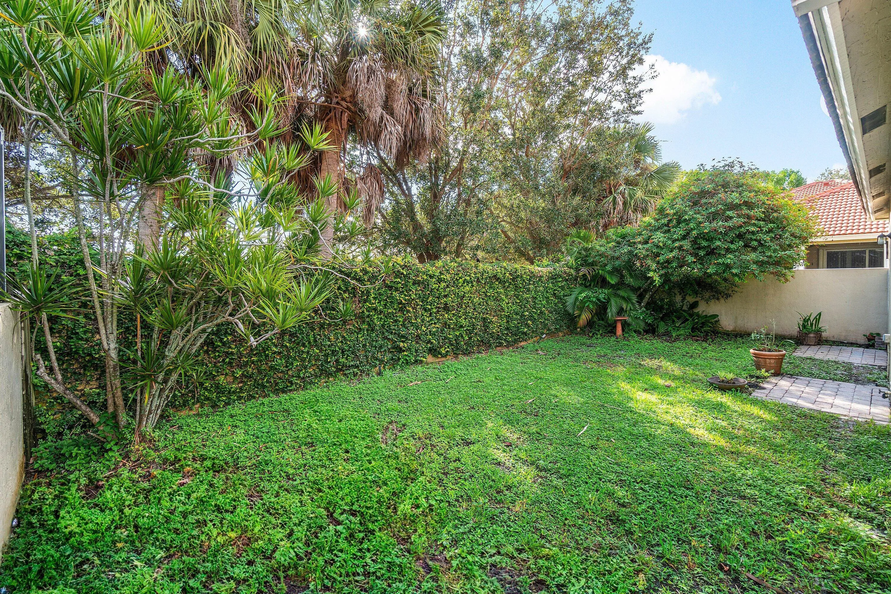 037-8094SagoPalmLane-BoyntonBeach-FL-334